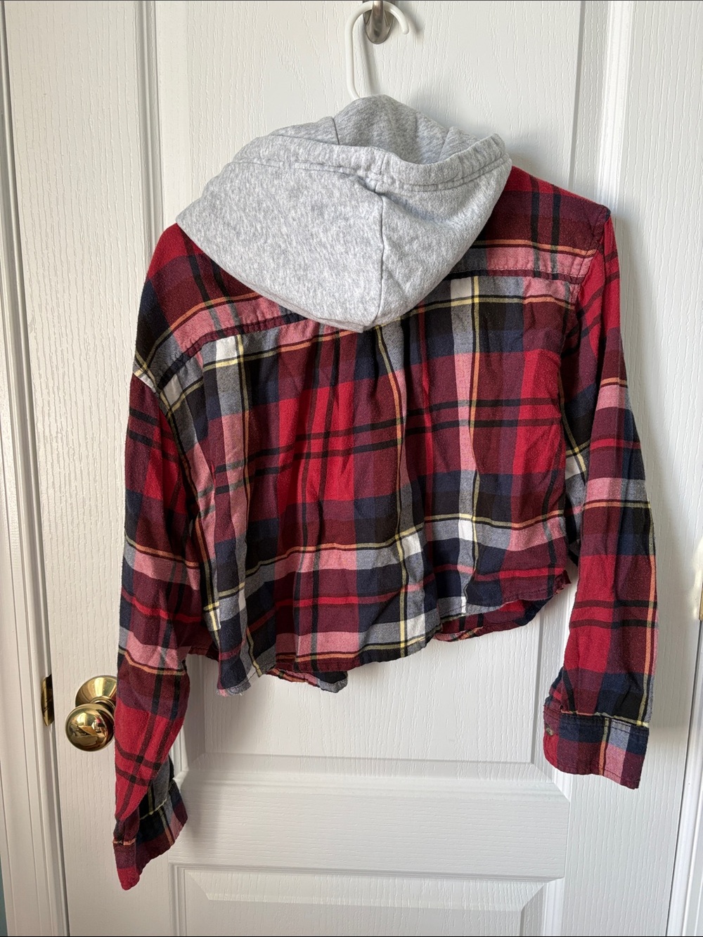 American Eagle Outfitters Cropped Red Plaid Hooded Utility Shirt with Gray Hood - Picture 3 of 4